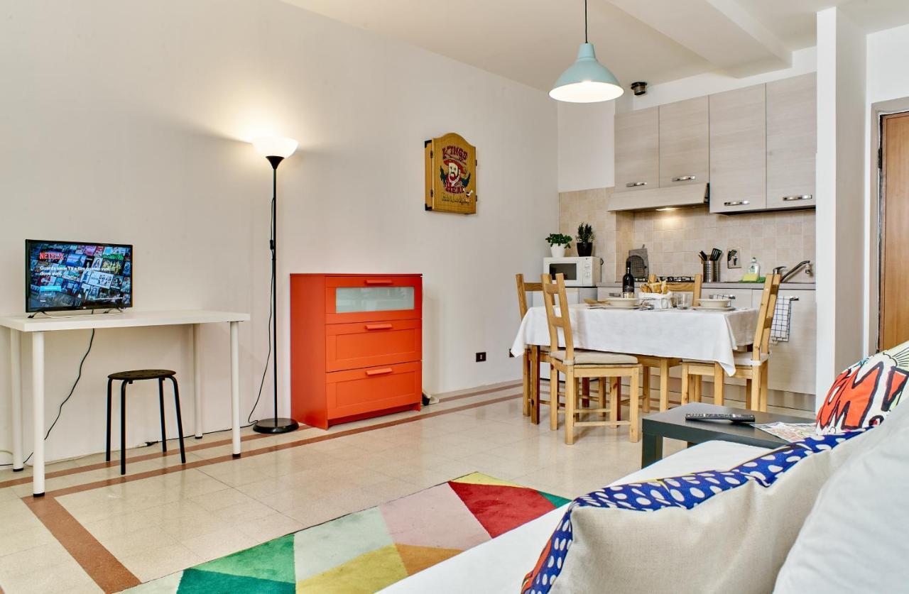 Colorato E Vivace Bilocale Apartment Lucca Ngoại thất bức ảnh