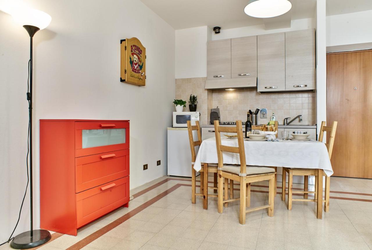 Colorato E Vivace Bilocale Apartment Lucca Ngoại thất bức ảnh