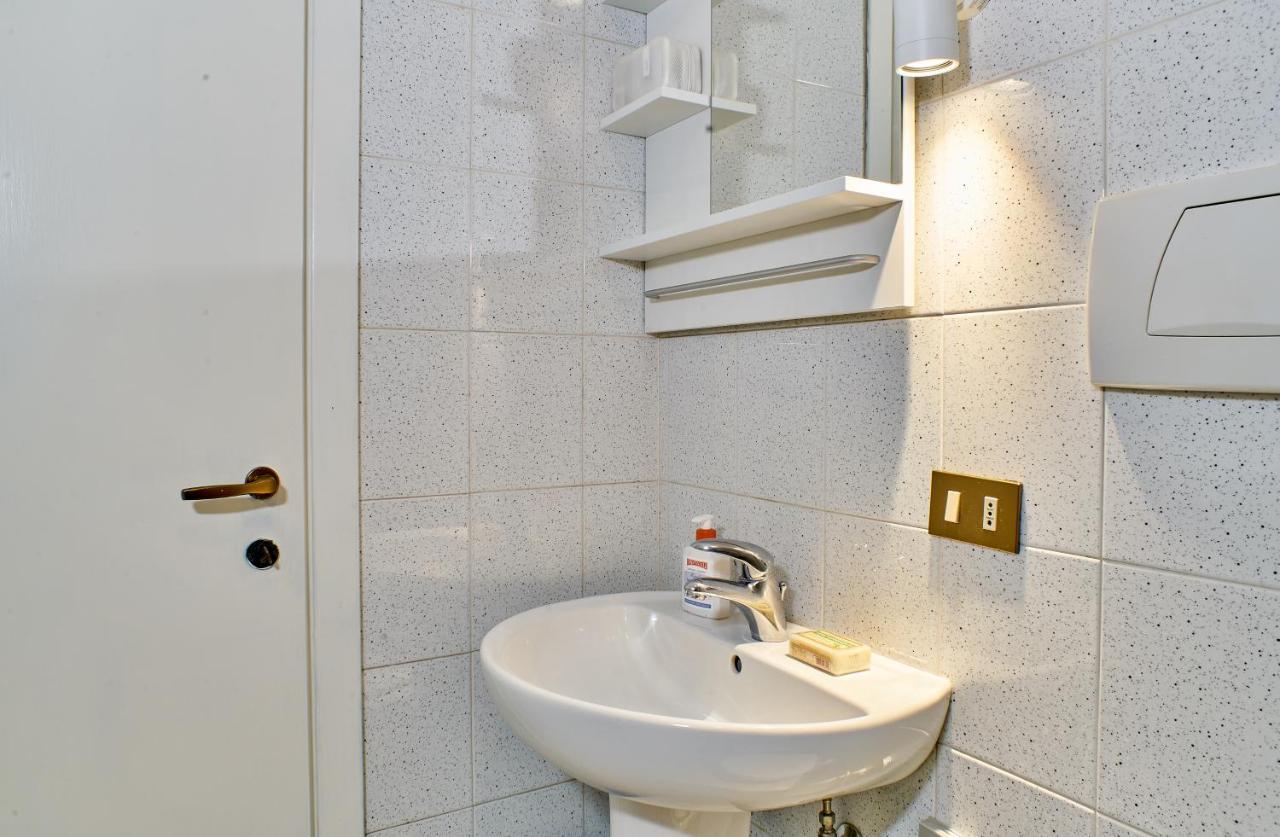 Colorato E Vivace Bilocale Apartment Lucca Ngoại thất bức ảnh